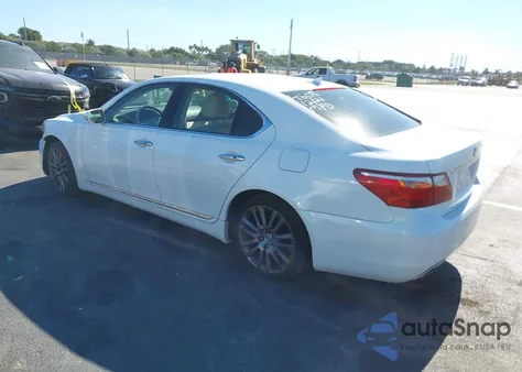 2011 Lexus Ls 460 z USA, uszkodzony, nr VIN JTHBL5EF1B5104608